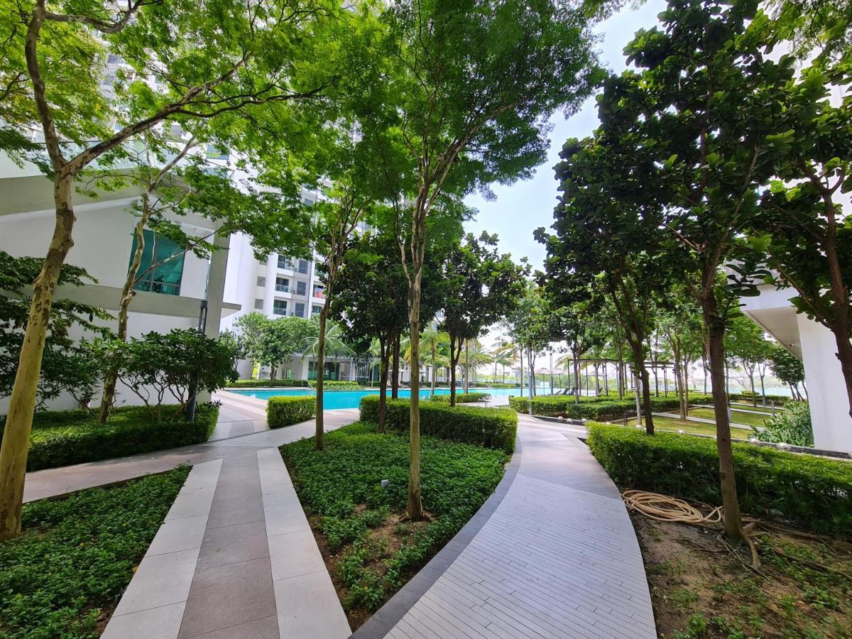 Sweet Homes At Cybersquare Cyberjaya Exteriör bild